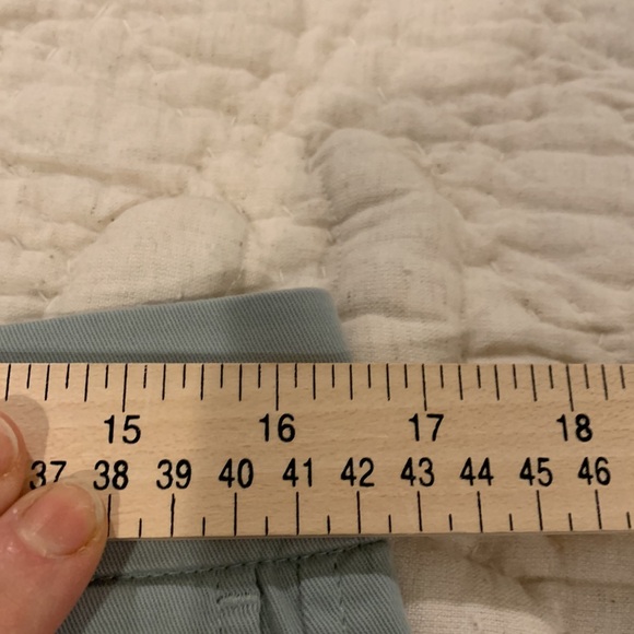 J. Crew 4” chino shorts NWOT, light sage color, size 10 - Picture 5 of 7